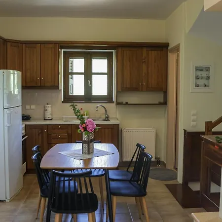 Picturesque Leonídion