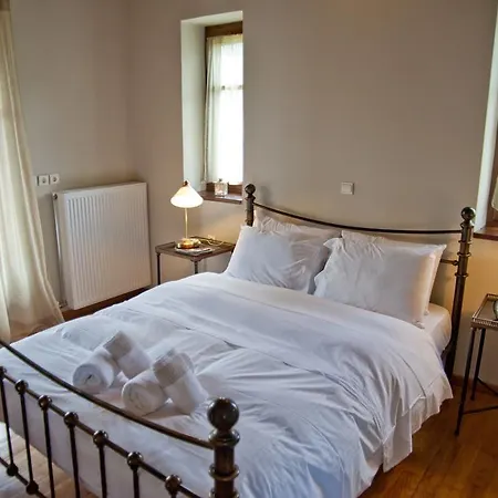 Picturesque Casa de Campo Leonídion