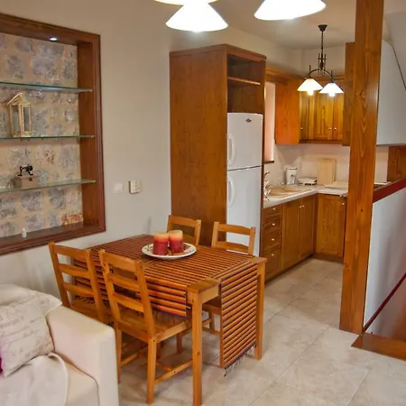 Picturesque Leonídion