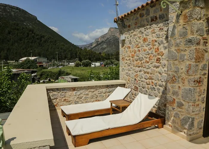 Picturesque * Leonídion