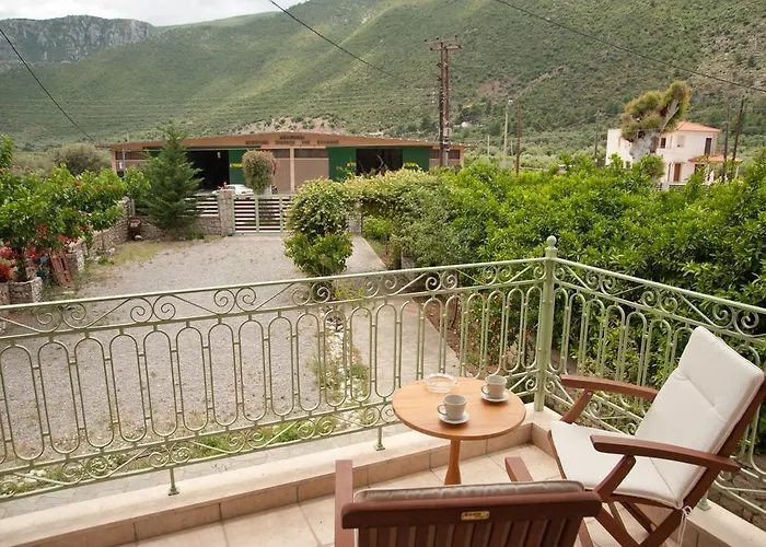 Picturesque Leonídion