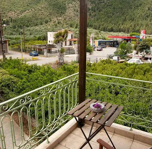 Picturesque * Leonídion